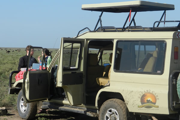Tanzania safari vehicles